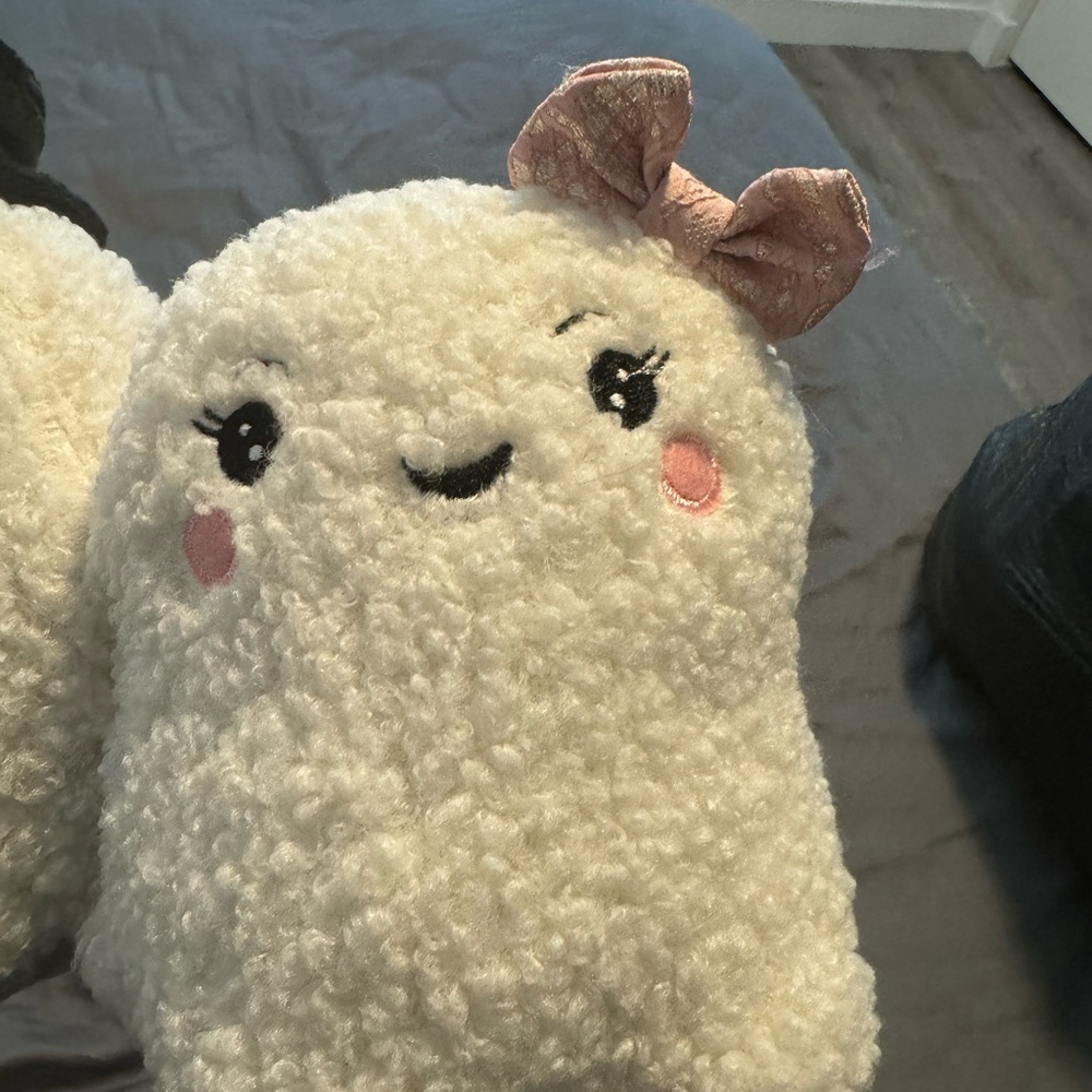 mr. & mrs. ghost throw pillow (one pillow, not two) - Picture 3 of 6